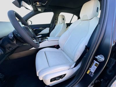 2026 BMW i5 — photo 15 view