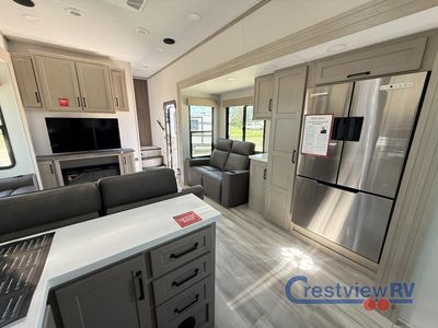 2026 Grand Design Momentum G-Class - Photo 8