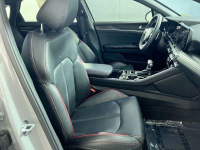 2023 Kia K5 — photo 29 view