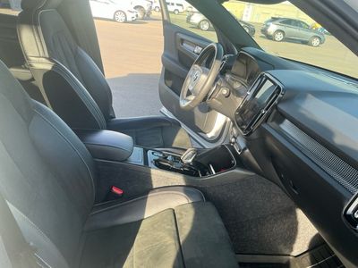 2020 Volvo XC40 - Photo 20