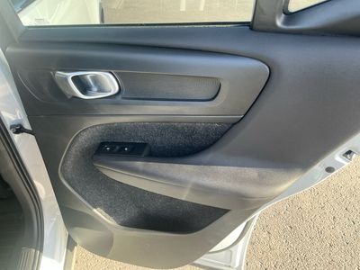 2020 Volvo XC40 - Photo 19