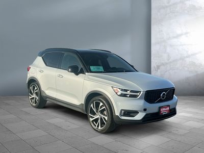 2020 Volvo XC40 - Photo 8