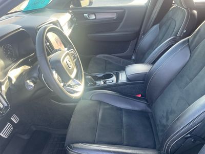 2020 Volvo XC40 - Photo 9