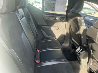 2020 Volvo XC40 - Photo 18