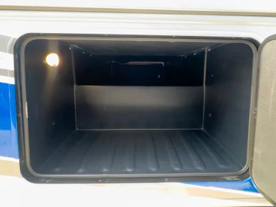 2027 Entegra VISION XL — photo 34 view