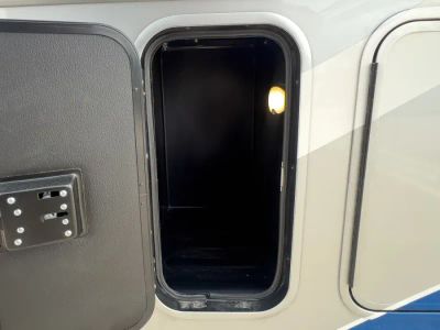 2027 Entegra VISION XL — photo 23 view