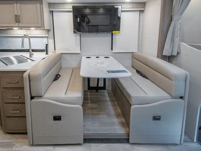2026 Thor Motor Coach Omni Trail - Photo 15
