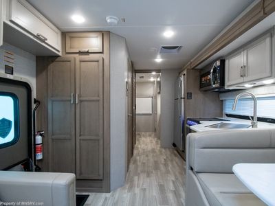 2026 Thor Motor Coach Omni Trail - Photo 13