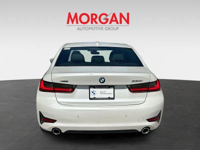 2021 BMW 3 Series — engine compartment view