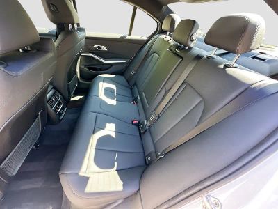 2021 BMW 3 Series — photo 21 view
