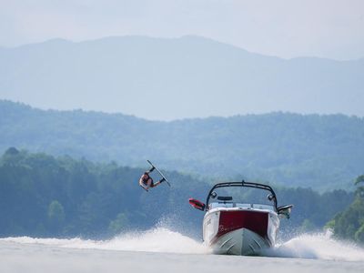 2026 Yamaha Boats 222XD - Photo 2