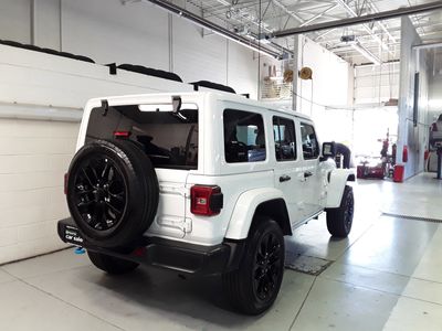 2024 Jeep Wrangler 4xe - Photo 3