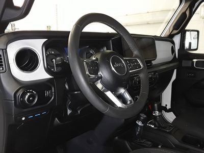 2024 Jeep Wrangler 4xe - Photo 10