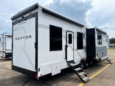 2026 Keystone Raptor - Photo 4
