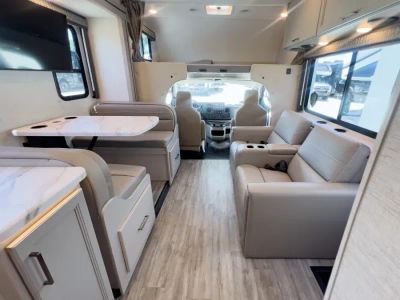 2025 Thor Motor Coach QUANTUM — rear three-quarter view