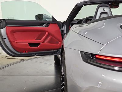2026 Porsche 911 - Photo 31