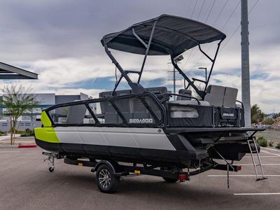 2025 Sea-Doo Switch Sport 21 - 230 hp Painted - Photo 4