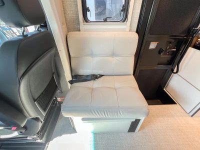 2025 Winnebago EKKO - Photo 6