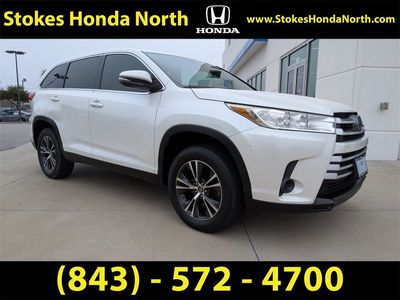 2019 Toyota Highlander - Photo 1