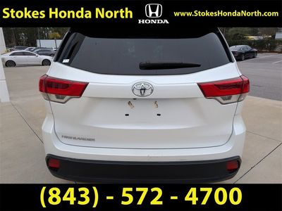 2019 Toyota Highlander - Photo 5