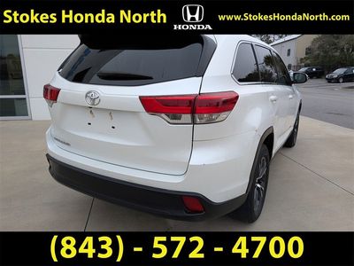 2019 Toyota Highlander - Photo 4