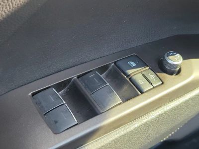 2022 Toyota Camry — photo 17 view