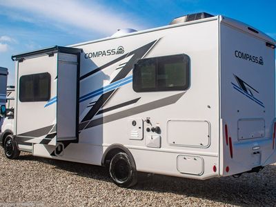 2026 Thor Motor Coach Compass - Photo 2