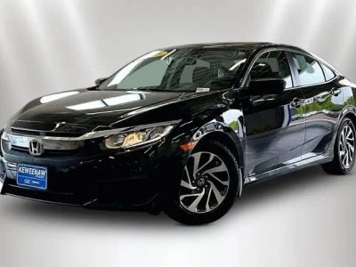 2016 Honda Civic — rear three-quarter view