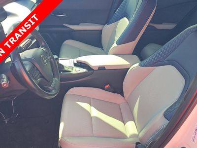 2022 Lexus UX - Photo 5