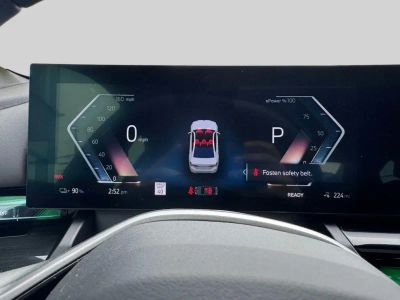 2025 BMW i5 — photo 14 view