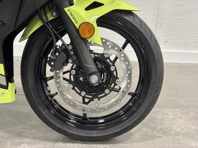2026 Kawasaki Ninja 500 - Photo 14