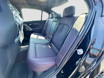 2026 BMW M5 — photo 18 view