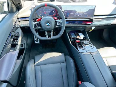2026 BMW M5 — photo 16 view