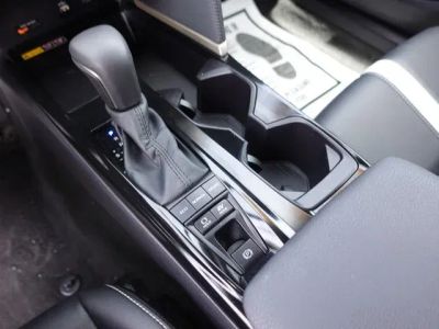 2025 Toyota Camry — photo 19 view