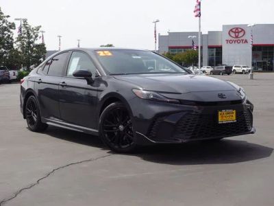 2025 Toyota Camry — side profile view