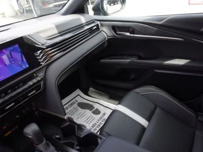 2025 Toyota Camry — photo 20 view