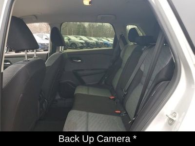 2023 Nissan Rogue SV - Photo 17