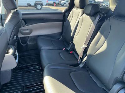 2026 Kia Carnival - Photo 17