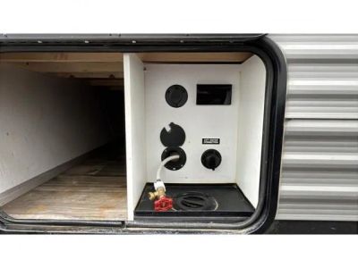 2022 Coleman Lantern LT Series - Photo 7