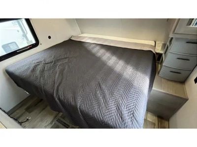 2022 Coleman Lantern LT Series - Photo 18