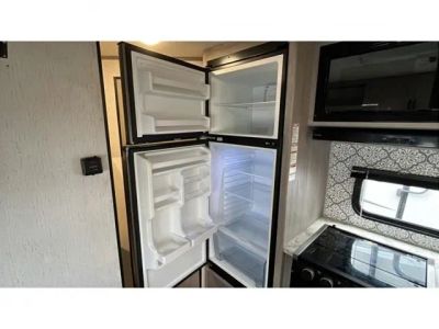 2022 Coleman Lantern LT Series - Photo 15