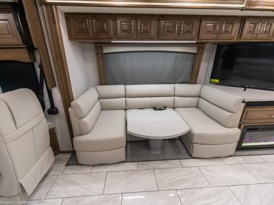 2026 Fleetwood Discovery LXE - Photo 8