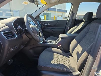 2024 Chevrolet Equinox — photo 9 view