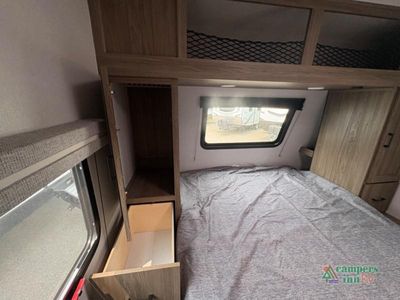 2026 Coachmen RV Freedom Express Select — photo 19 view