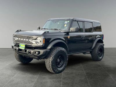 2025 Ford Bronco — rear three-quarter view
