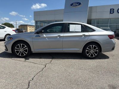 2025 Volkswagen Jetta — side profile view