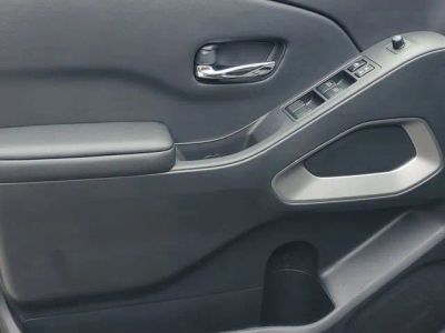 2026 Nissan Frontier — detail view
