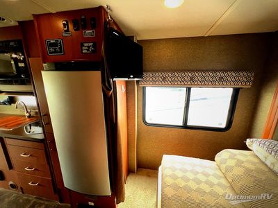 2013 Itasca Navion iQ - Photo 16