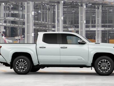 2026 Toyota Tacoma i-FORCE MAX - Photo 15