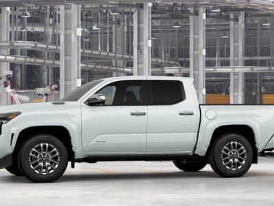 2026 Toyota Tacoma i-FORCE MAX - Photo 5